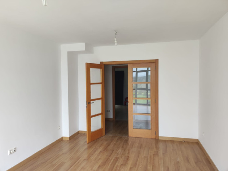 PISO ZONA ESCUELA HOGAR CARBALLO