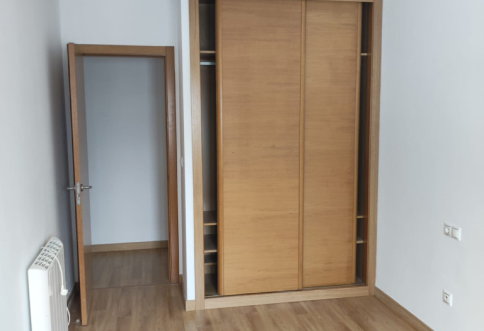 PISO ZONA ESCUELA HOGAR CARBALLO
