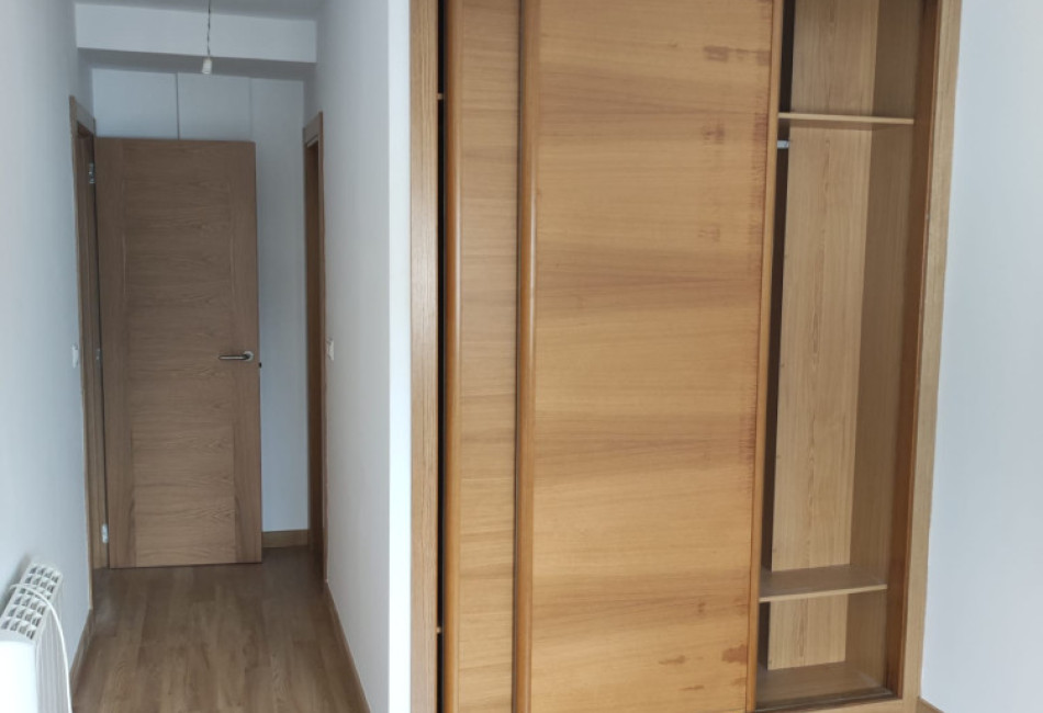 PISO ZONA ESCUELA HOGAR CARBALLO